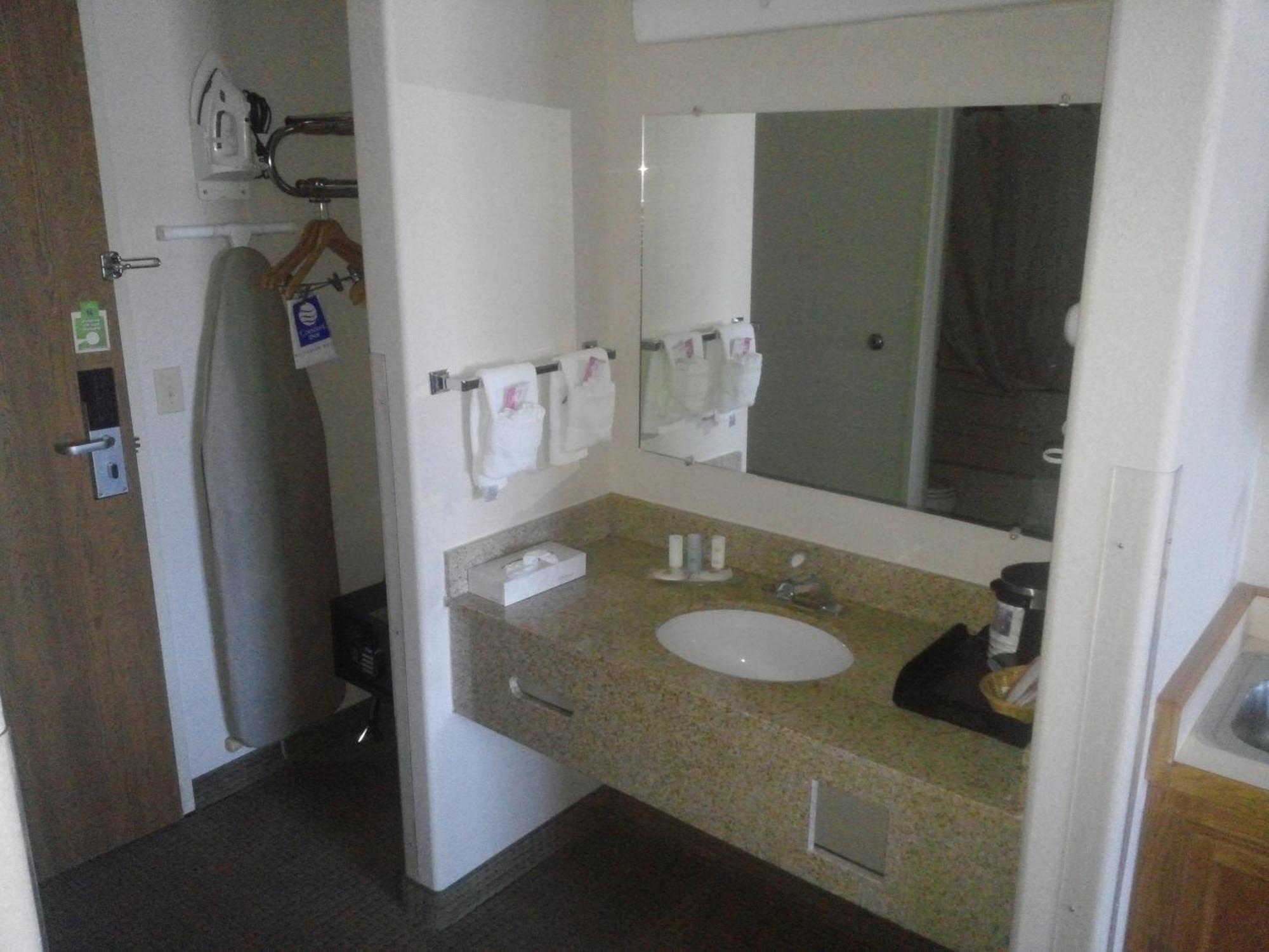 Quality Inn Delta Gateway To Rocky Mountains Rum bild